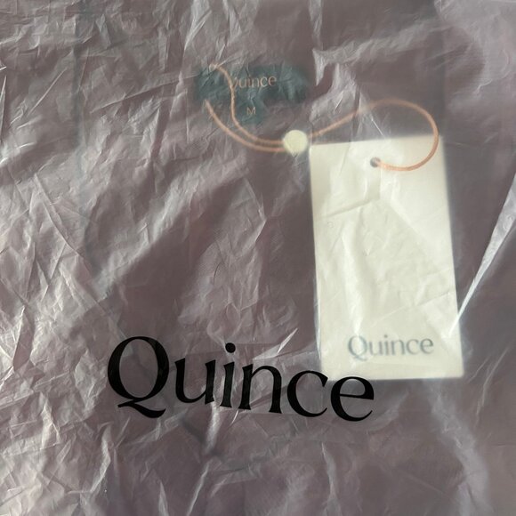 NWT Quince Lightweight Cotton Cashmere V-Neck Sweater, M, Crushed Berry Purple - Picture 8 of 8